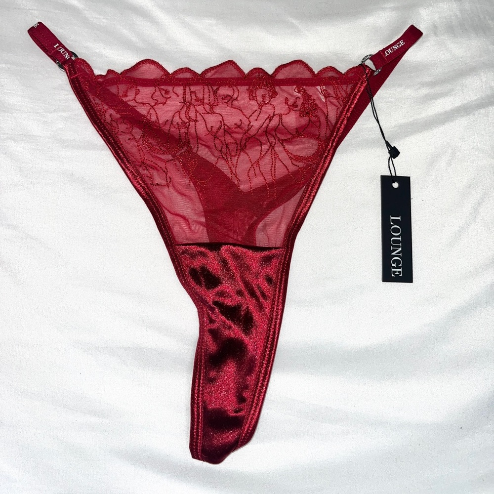 LOUNGE INTIMATE SHEER THONG